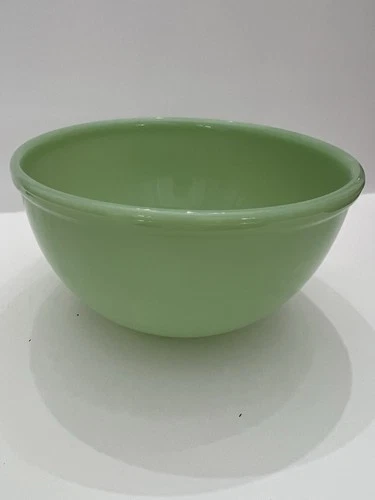 Fire King Jadeite 7” Beaded Rim Mixing Bowl
