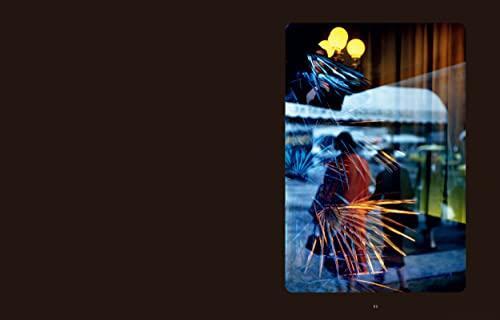 THE UNSEEN SAUL LEITER - Picture 5 of 10