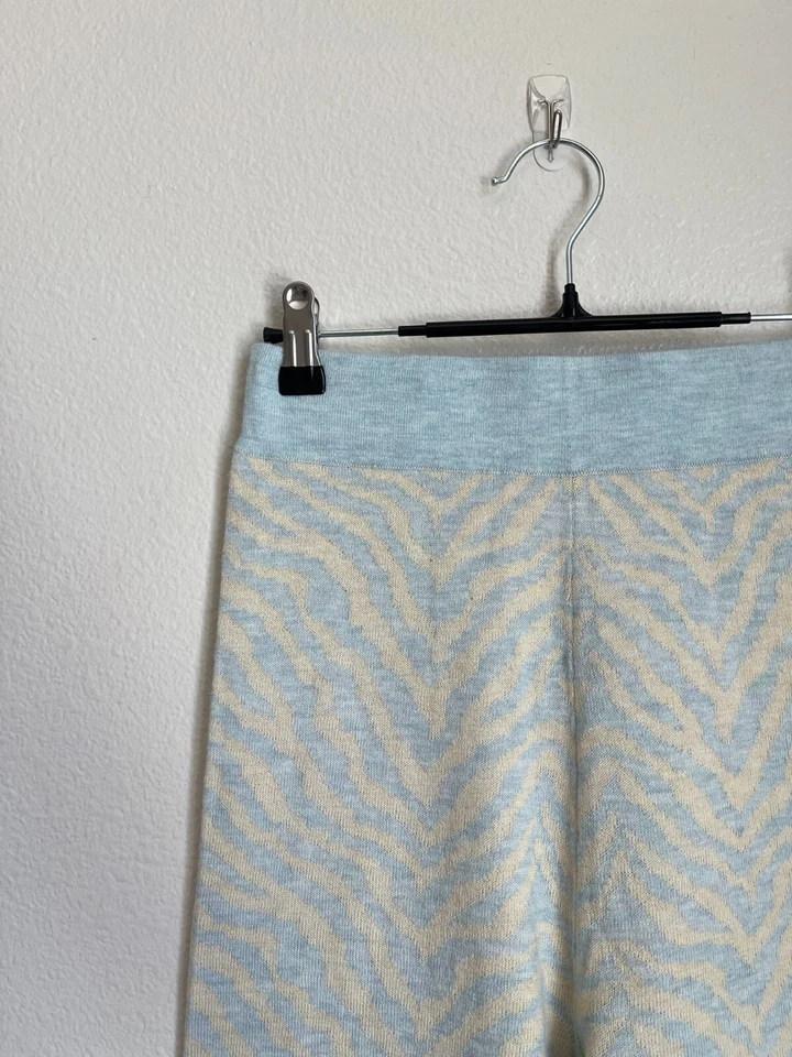 Pantalones Cortos de Motociclista FIND ME NOW para Mujer Estampado de Cebra River en Azul Claro Talla PEQUEÑA Foto 2 de 4