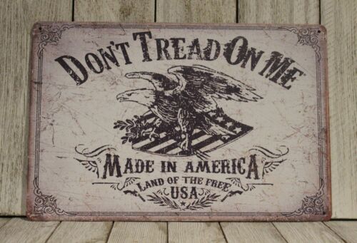 Gadsen Flag Tin Sign Metal Don't Tread on Me Gun Rights Shop Rustic Vintage Look - Picture 1 of 4