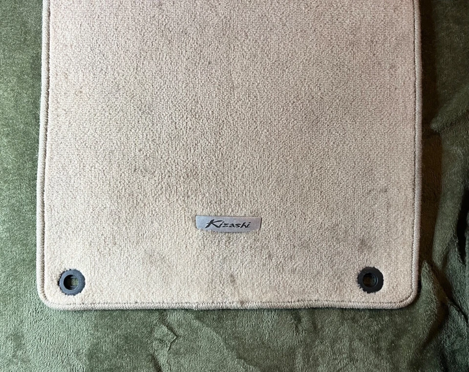 Alfombrilla lateral del pasajero OEM para Suzuki Kizashi 2010-2012 alfombra tela tostada fibra Foto 2 de 4