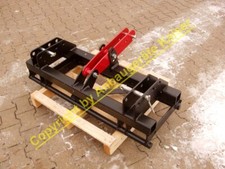 Adapter von Kat2 Heckhydraulik 3-Punkt auf Anbaugeräte mit Euroaufnahme