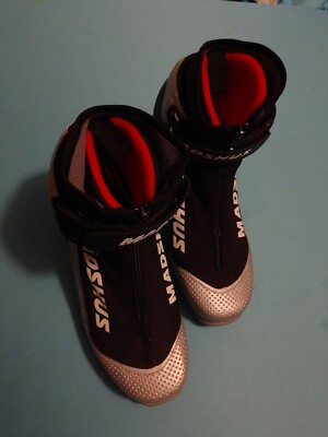 Madshus Race Cross Country Ski Boots Size 40 Cross Country Shoes NNN Carbon Skate Skating