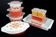 Vtg 9- Piece Pyrex Friendship Bakeware Dishes and Lids 473,474,475,501B,502,503+