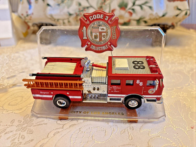 Code 3 City of Los Angeles Engine # 88 Limited edition