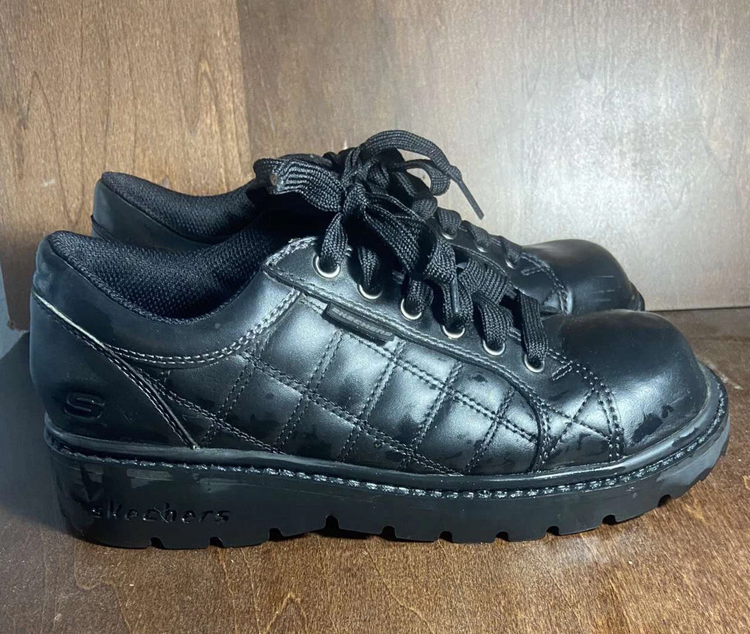 Black sales chunky skechers