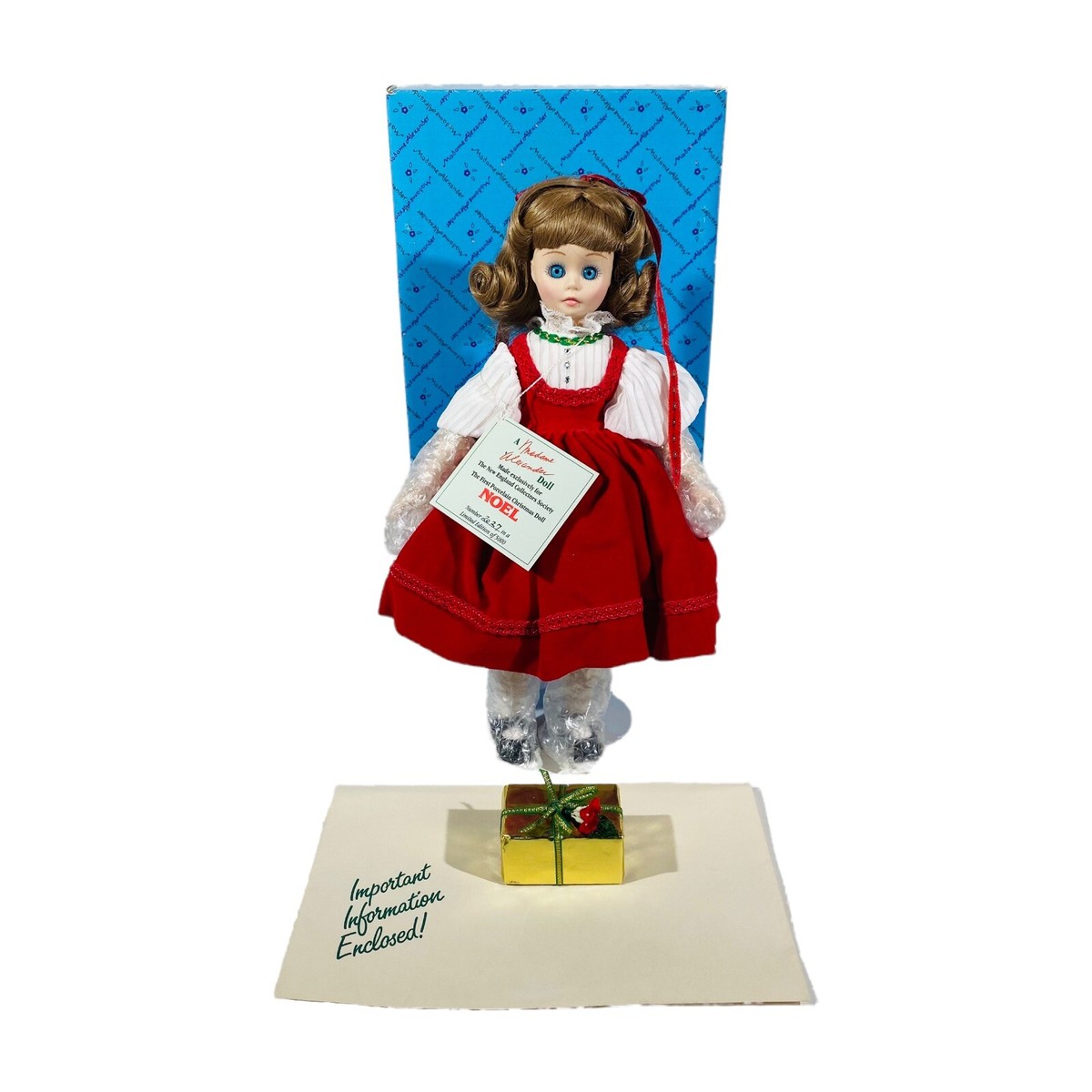 Vintage Limited Ed. 1992 Madame Alexander 12 Madame Alexander Noel Christmas Doll 12” main image 0