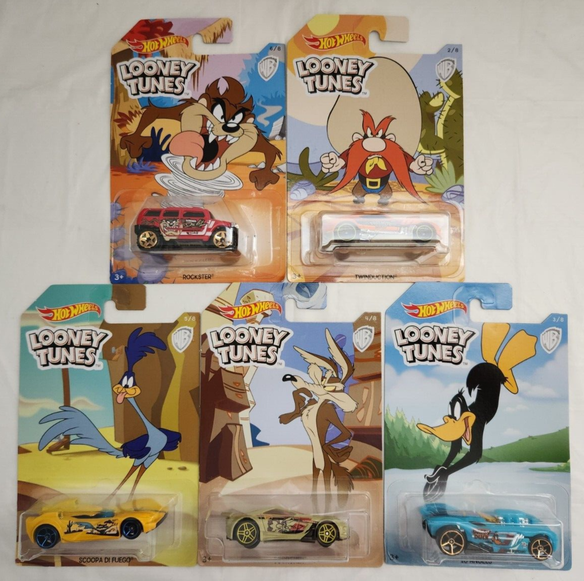 Hot wheels 2017 Looney Tunes Complete Set of 5 Cars #FKC68