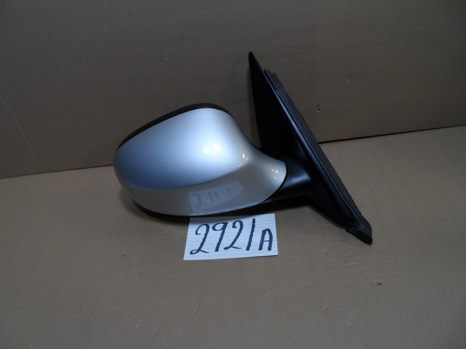 09 10 11 BMW 328  4 Door PASSENGER side Mirror Used Power Silver Color #2921-A