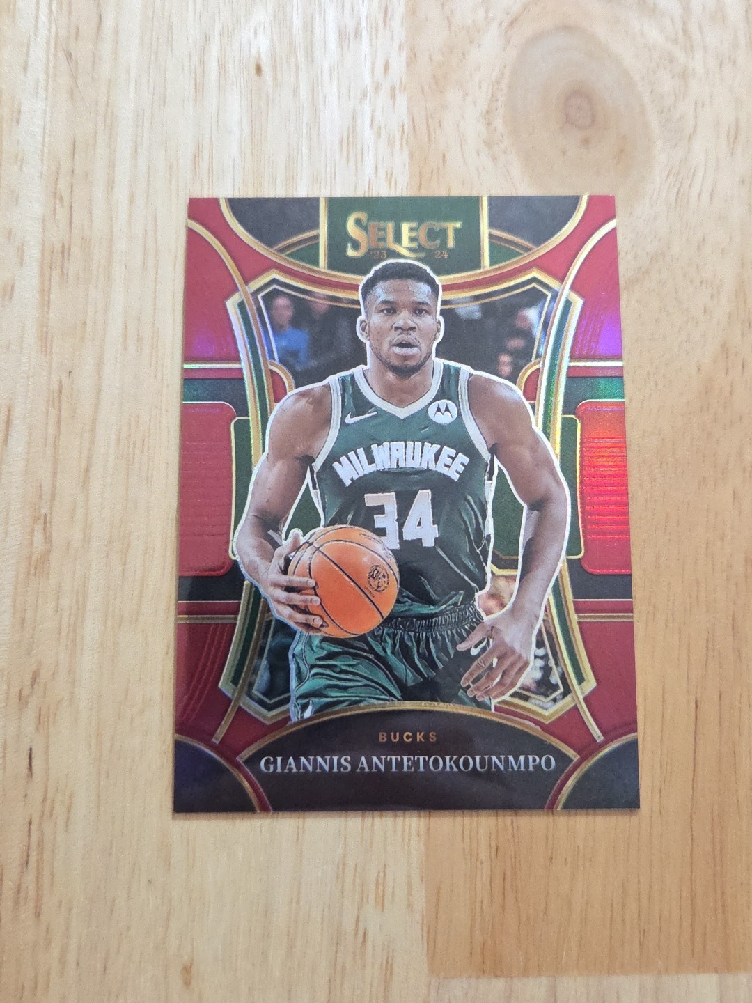 2023-24 Select GIANNIS ANTETOKOUNMPO Maroon /175 #341 Bucks SP