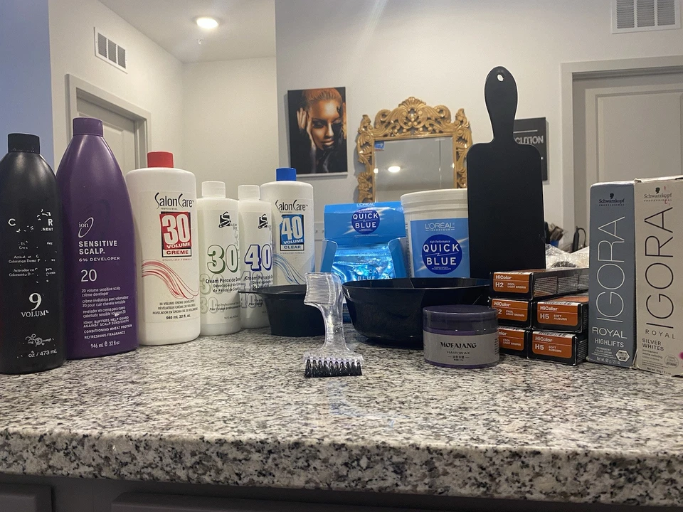 Blanqueador y color de cabello Foto 2 de 4