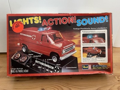 Revell H-800 LIGHTS! ACTION! SOUND! Rettungswagen Ungebaut von 1978 Sammlerstück