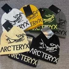 NWT Arc'teryx Bird Head Black Toque Beanie Bird Logo Black Hat For Winter