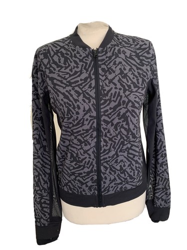lululemon noir jacket