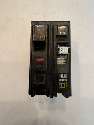 SQUARE D MIXED LOT OF 2 QOB130/QOB120 1P POLE BREAKERS USED
