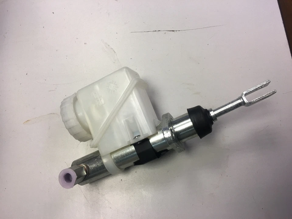 JAGUAR XJS MANUAL CLUTCH MASTER CYLINDER AP CAC8091 HYDRAULIC GETRAG 265 GEARBOX - Image 2 of 4