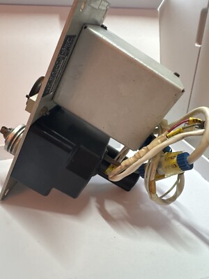 1C373-1-220 Edo-Aire Trim Servo Assembly (Volts: 14)