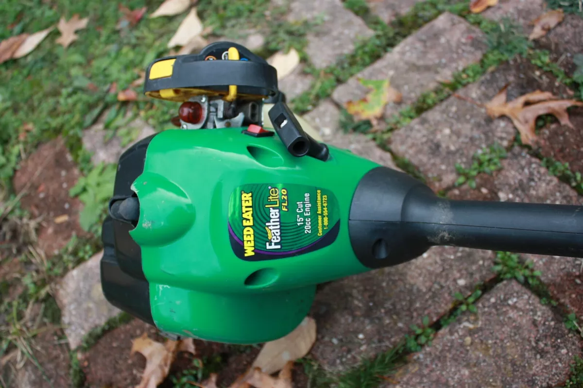 Featherlite weed deals wacker