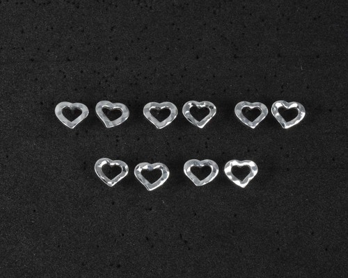 In Season Jewelry Classic Polished Heart Earrings - Silver - Foto 11