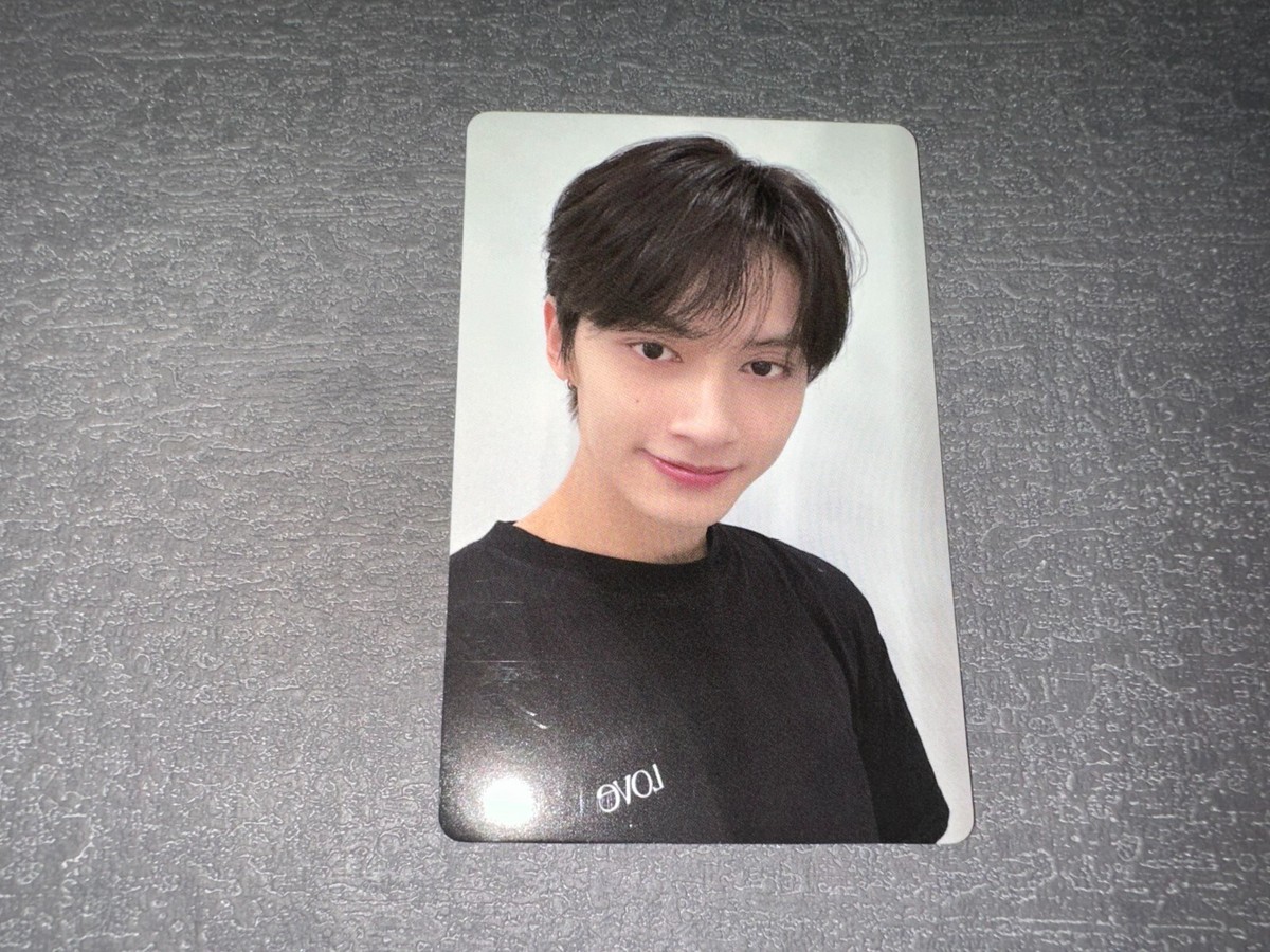 SEVENTEEN OFFICIAL FML ALBUM YZY VC VER.D POB PHOTOCARD | eBay SEVENTEEN OFFICIAL FML ALBUM YZY VC VER.D POB PHOTOCARD | eBay