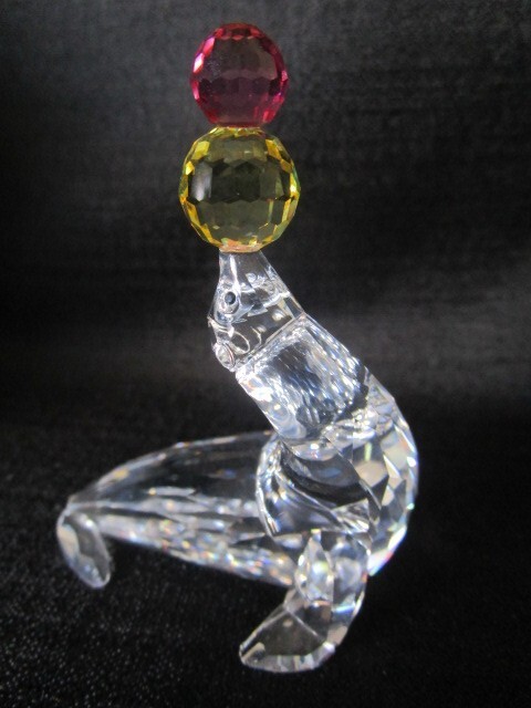 スワロフスキー Swarovski クリスタルアザラシ Playing Seal Swarovski - Seal Playing With Balls - Crystal Figurine - In