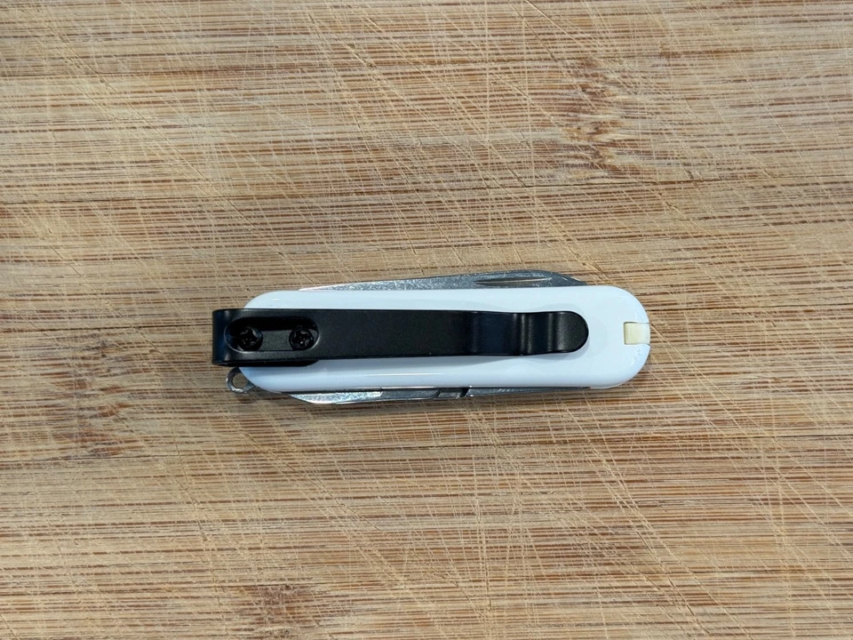 Navaja suiza Victorinox clásica 58 mm blanca SAK - ¡con clip de bolsillo! Foto 3 de 4
