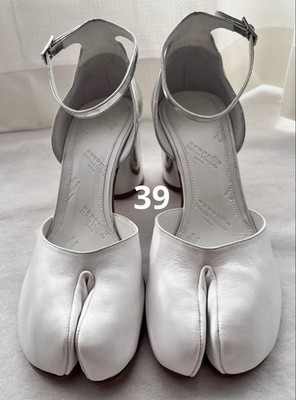 Maison Margiela Tabi Mary Jane Sandalen Silber Weiß Größe 39 Leder Echt