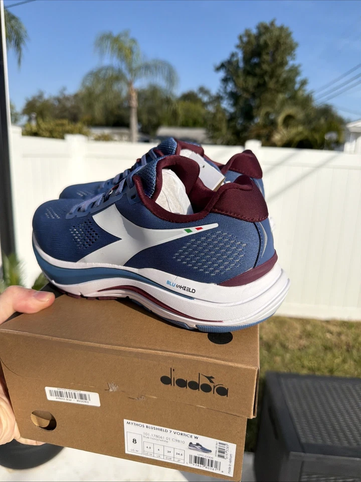 diadora Mythos Blushield 7 Vortice Running  Womens Blue Sneakers Shoes Size 7 - Image 3 of 4