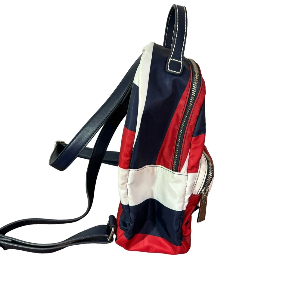Tommy Hilfiger Mujer Julia Mochila Rugby Nylon Azul Marino/Blanco/Rojo Talla Única Foto 3 de 4