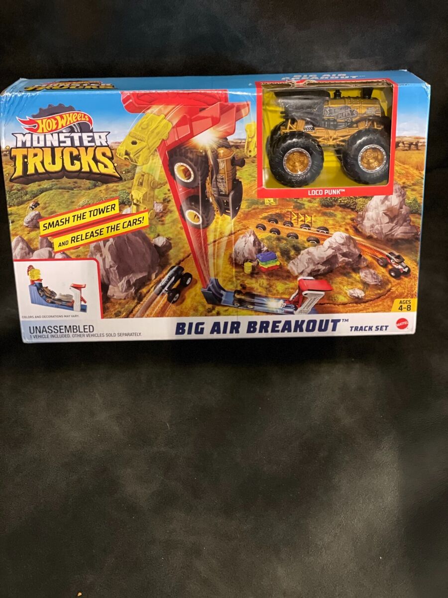 Hot Wheels Monster Trucks Big Air Breakout Playset