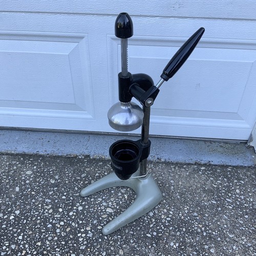 Vintage Hamilton Beach Commercial Manual Citrus Juicer Model 932 Made