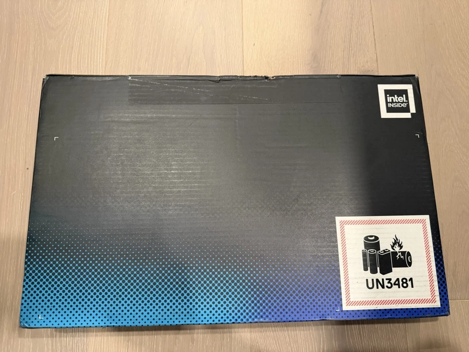 Alienware Aurora 16 GAMING Core 7-240H, RTX 5050, 16GB, 1TB SSD, 16" 2.5K 120Hz - Image 2 of 4