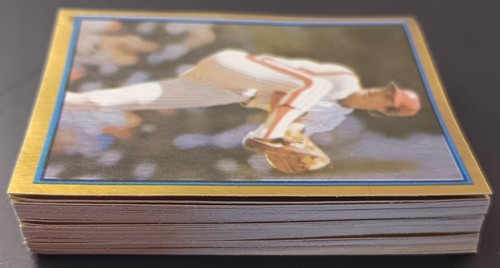 50 - STEVE CARLTON GOLD FOIL STICKER - 1983 TOPPS # 267 - HALL OF FAME PITCHER - Picture 5 of 5