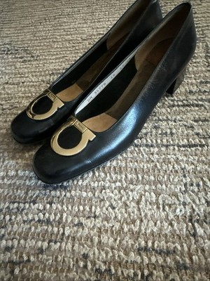 Salvatore Ferragamo Black Block Heel Gold Emblem 8.5 4A Narrow 8 7.5 Runs Small