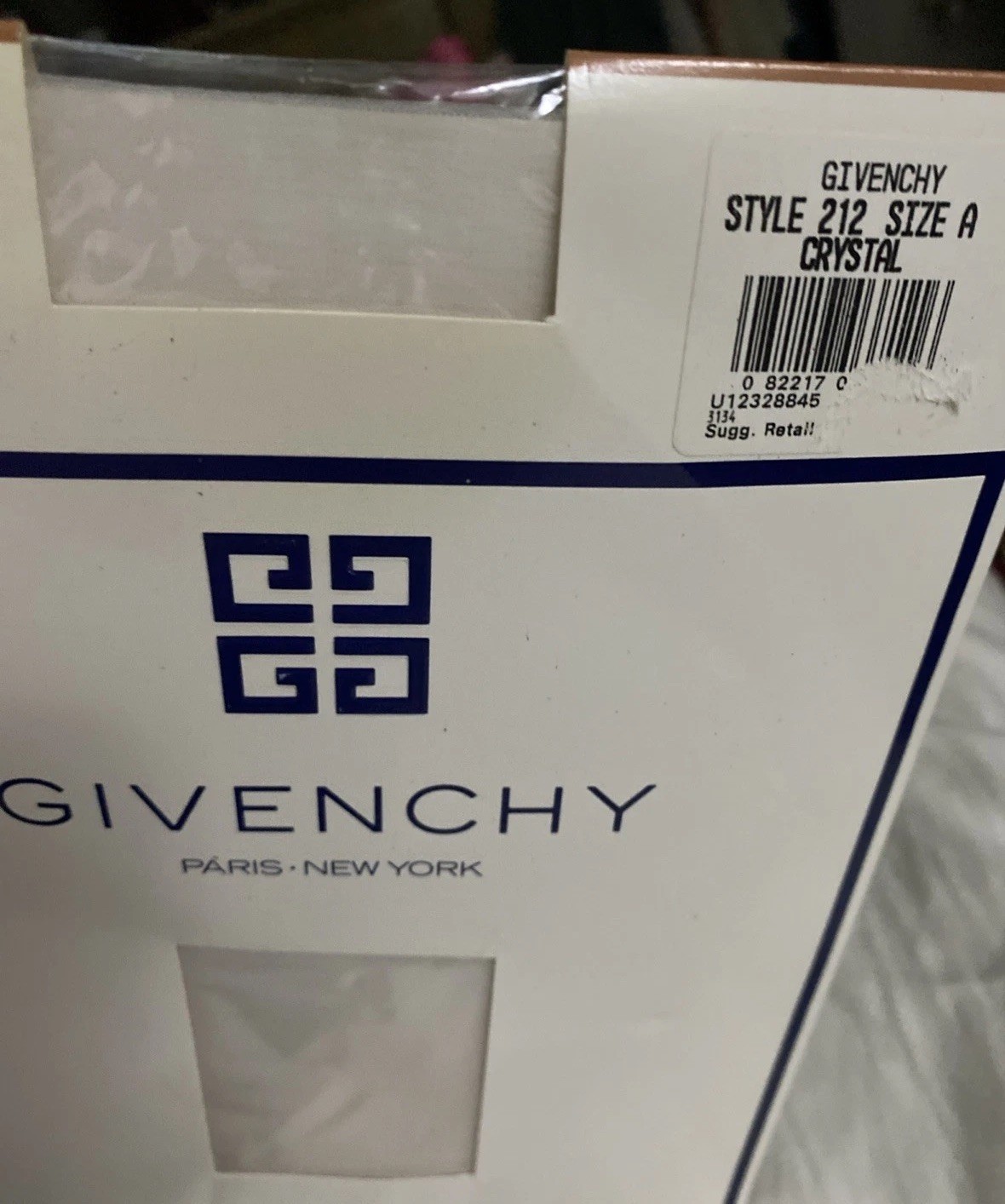 Givenchy VTG 93 NIP/NOS Ultrasheer Pantyhose French Ultra Sheer Size A-“Crystal” thumbnail 4