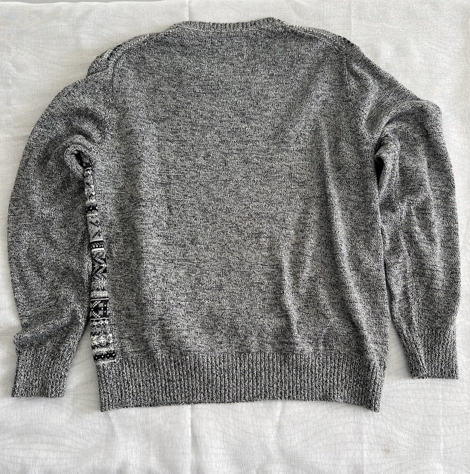 Weatherproof Gray and Black Patterned Crewneck Sw… - image 2