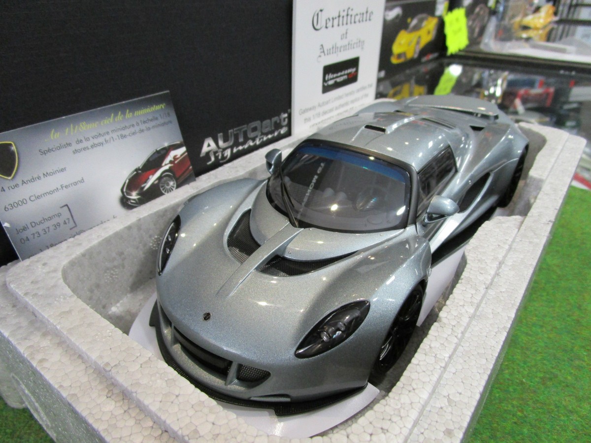 HENNESSEY VENOM GT 2010 gris 1/18 AUTOART 75402 voiture miniature