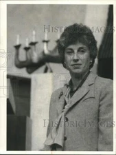 Press Photo Lois Zachary in Portrait - sya06305