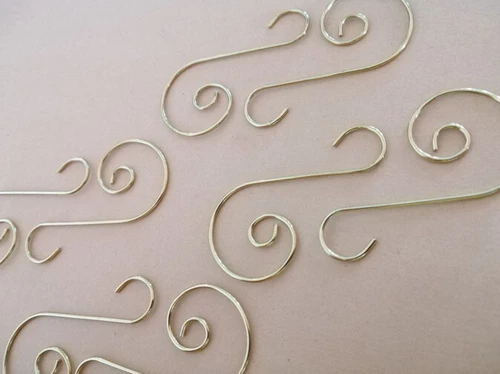40Pcs 25*50mm Gold S Swirl Wire Christmas Tree Ornament Hook or Hanger - Picture 5 of 5