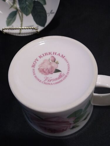 Vintage Roy Kirkham "Redoute Roses" Bone China Cup & Saucer. (185) - Picture 3 of 6