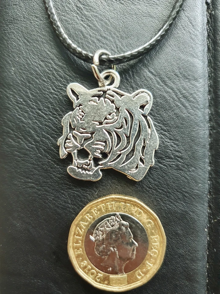 Collar plateado negro con cordón de tigre gato grande zoológico animal regalo dije amor moda  Foto 2 de 4