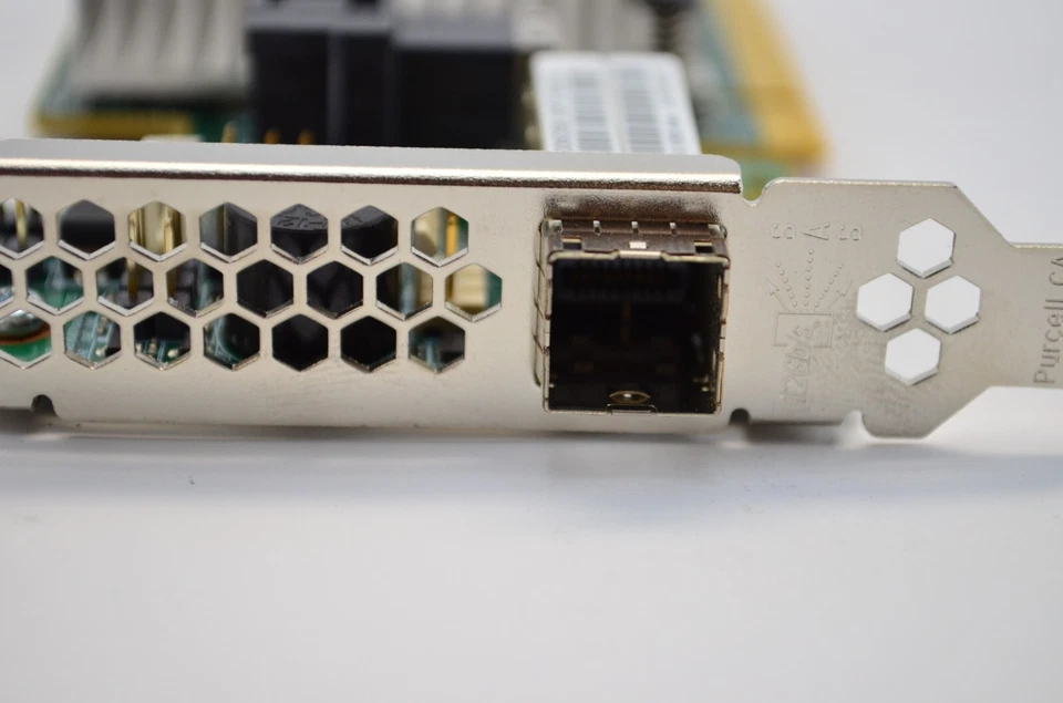 LSI MR SAS 9380-4i4e 12Gb PCIe 3.0 8-Port RAID Controller Card 03-25190-02E - Image 4 of 4