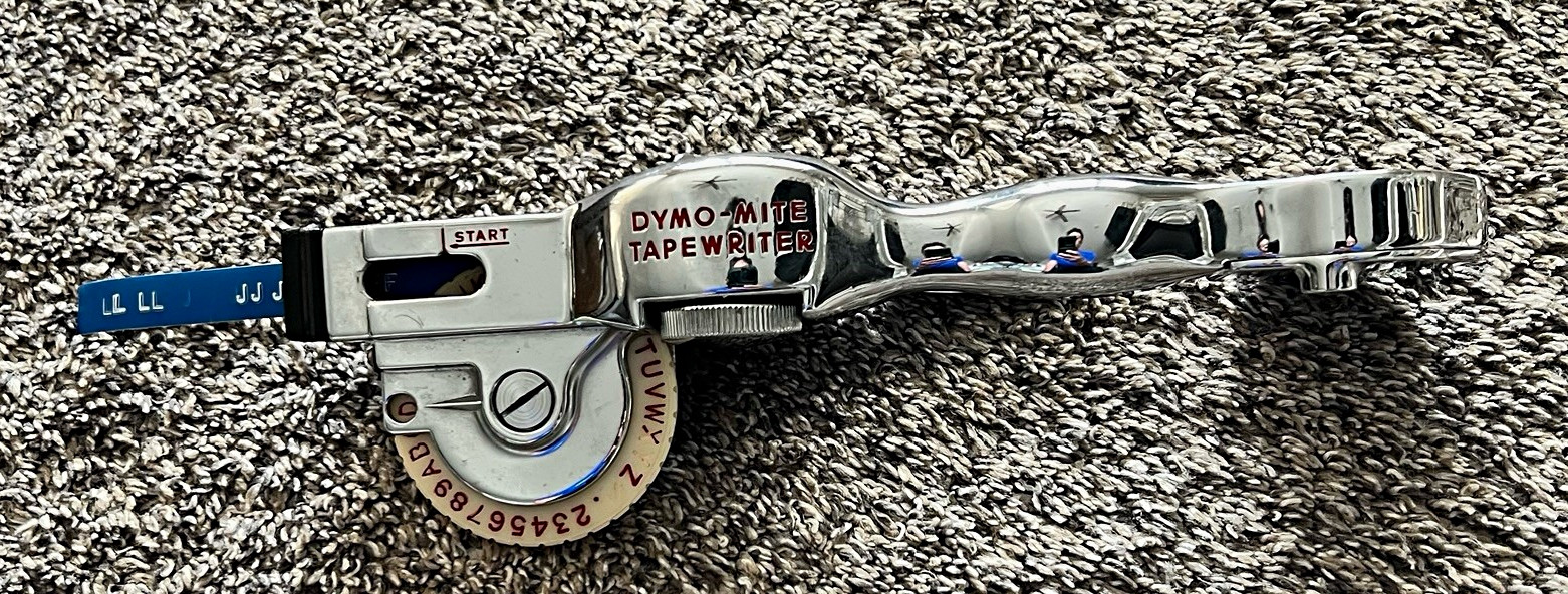 Dymo Dymo-Mite Tapewriter Manual Embossing Label Maker Chrome w/ Blue Tape