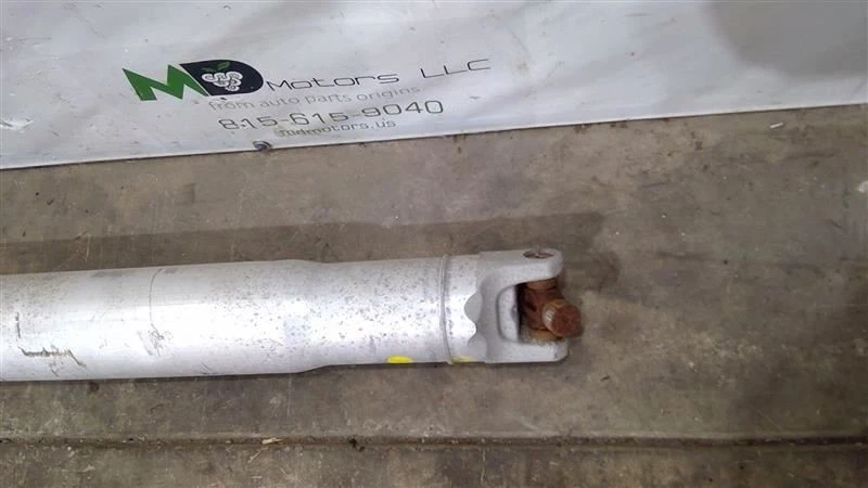 Chevrolet Colorado 2017-2020 eje de transmisión OEM 84369126/85109713 Foto 3 de 4