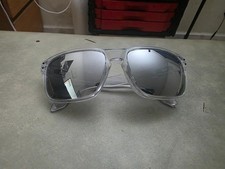 Authentic Oakley Holbrook 9244 Polish Clear Chrome Iridium Sunglasses
