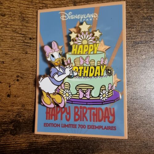 Disneyland Paris Happy Birthday Cake Gateau Limited Edition Disney Pin DLP LE700 - Picture 11 of 16