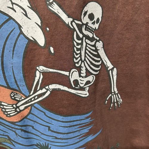 NWT O'Neill Tilly's Brown Surfer Skull Graphic Tshirt Size Medium - "Kathie" - Picture 13 of 24