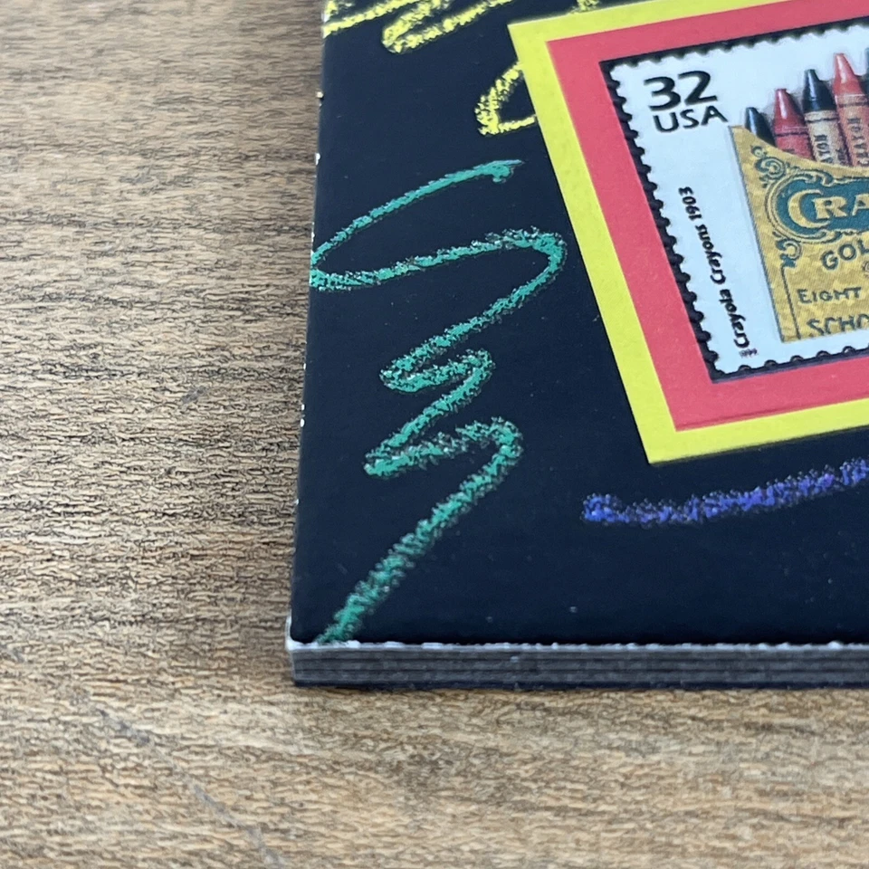 Crayola Crayons 1998 32 centavos sello postal imán de refrigerador nuevo EE. UU. Foto 3 de 4