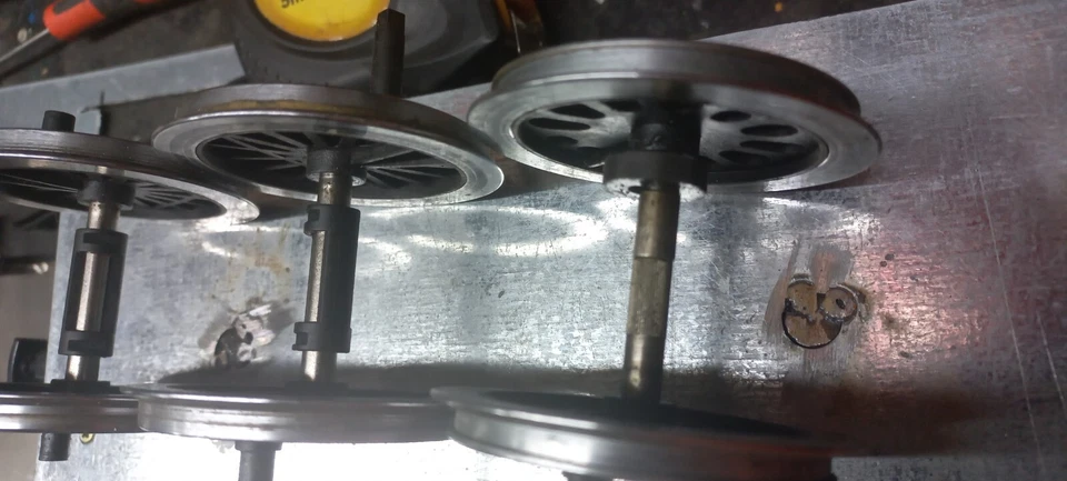 RUEDASMETALICAS LGB EN BUEN ESTADO - Imagen 2 de 4