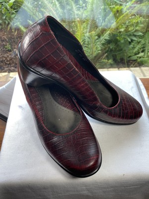 41 shoe size to us womens